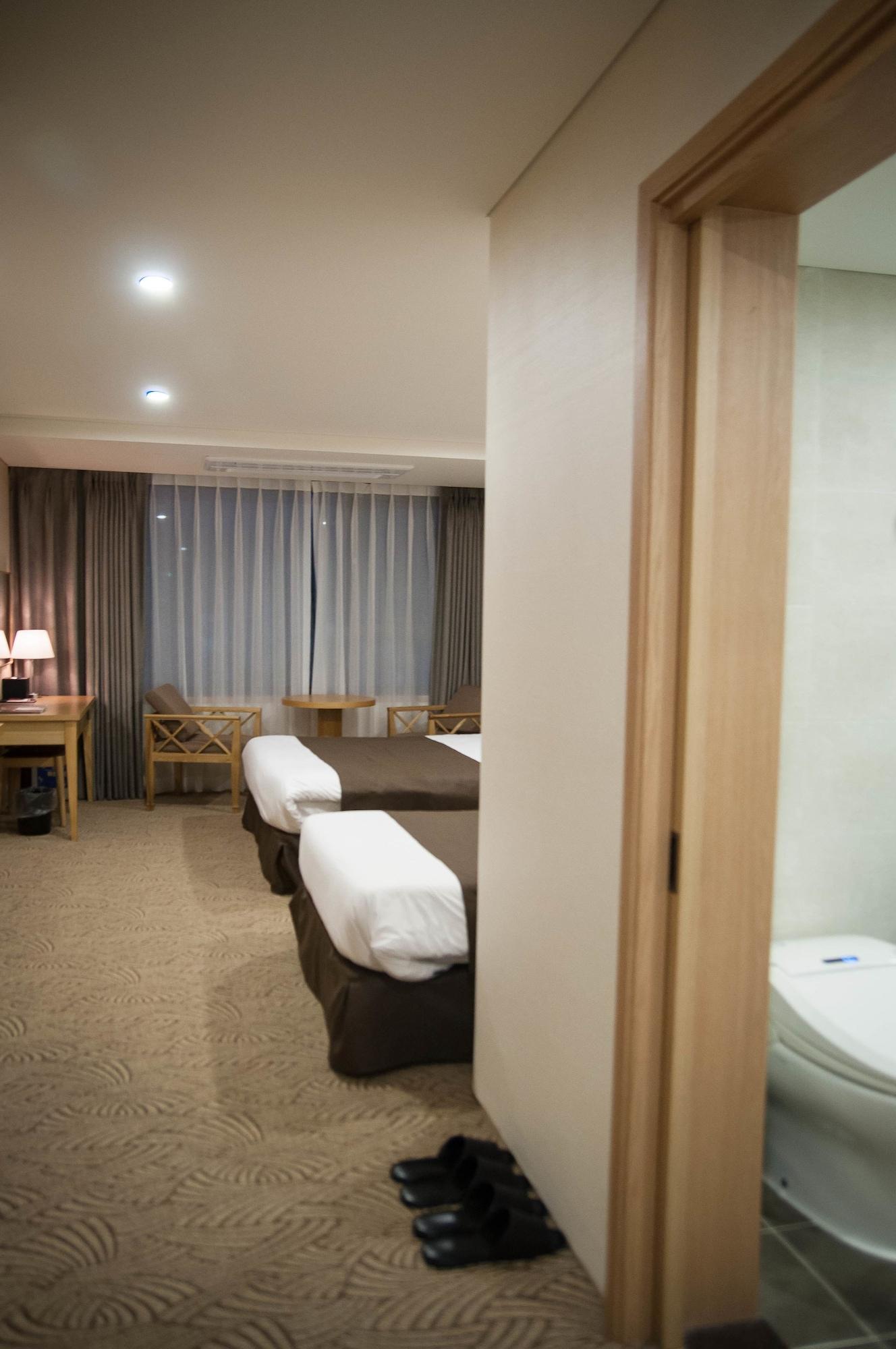 Benikea Jungmun Hotel Seogwipo Exterior foto