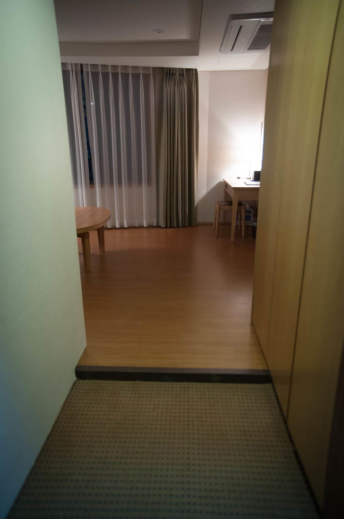 Benikea Jungmun Hotel Seogwipo Exterior foto